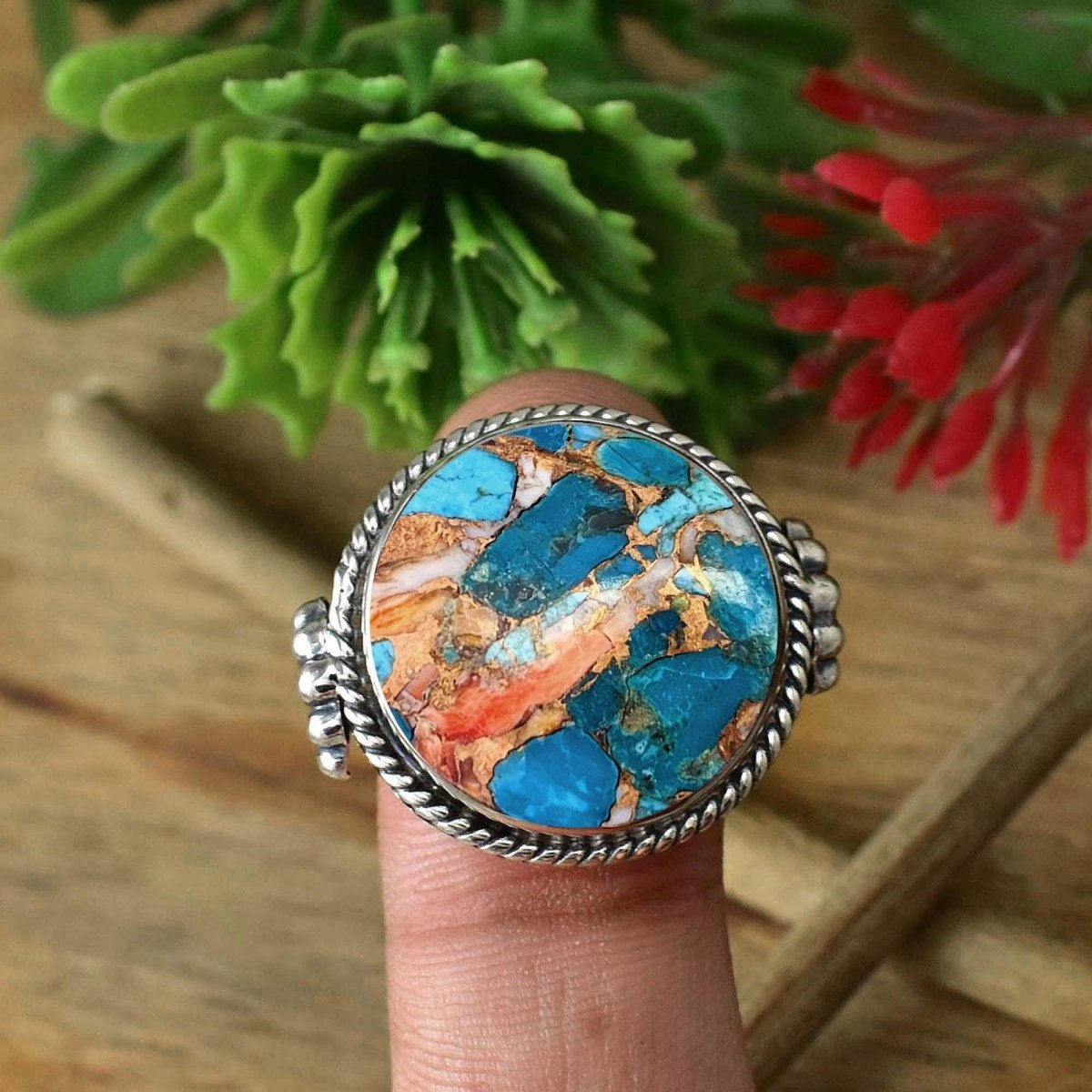 Round Oyster Turquoise Scallop Shell Statement Ring in 925 Silver - BeadsBoatInc