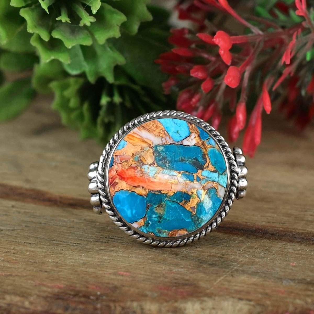 Round Oyster Turquoise Scallop Shell Statement Ring in 925 Silver - BeadsBoatInc