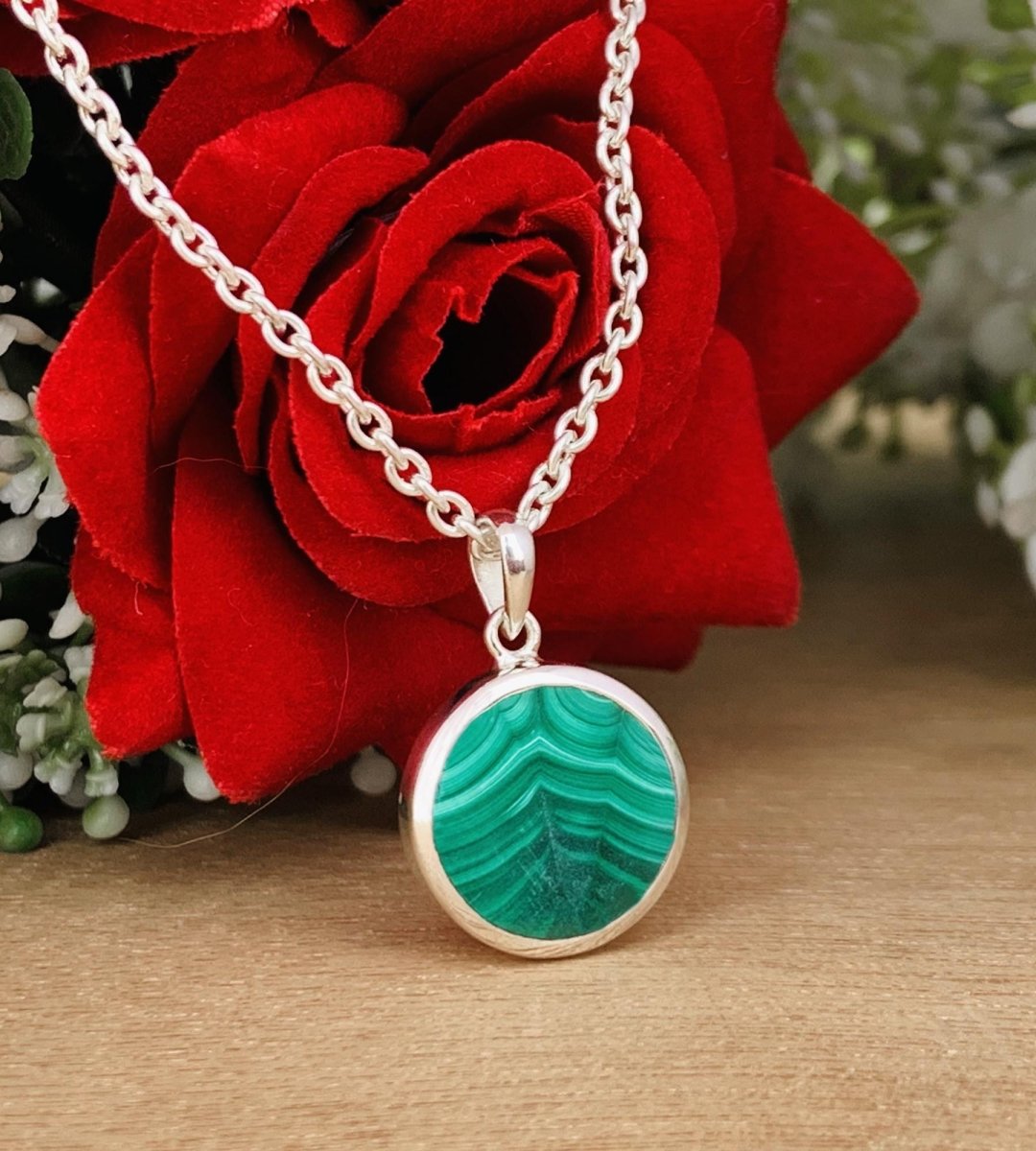 Silver Malachite Necklace – Dainty Green Pendant - BeadsBoatInc